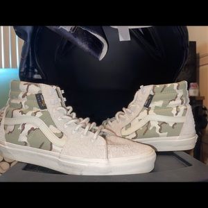 Vans Old Sokol Camo Size 10